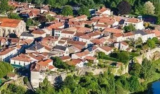 河北回乡建别墅为什么一定要选专业乡墅公司