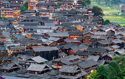 河北6种常见的外墙仿石漆施工工艺！